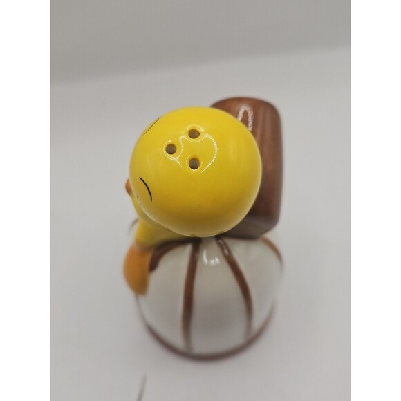 Vintage Gibson 2002 Tweety Bird on Cage Salt or Pepper Shaker - Picture 8 of 16